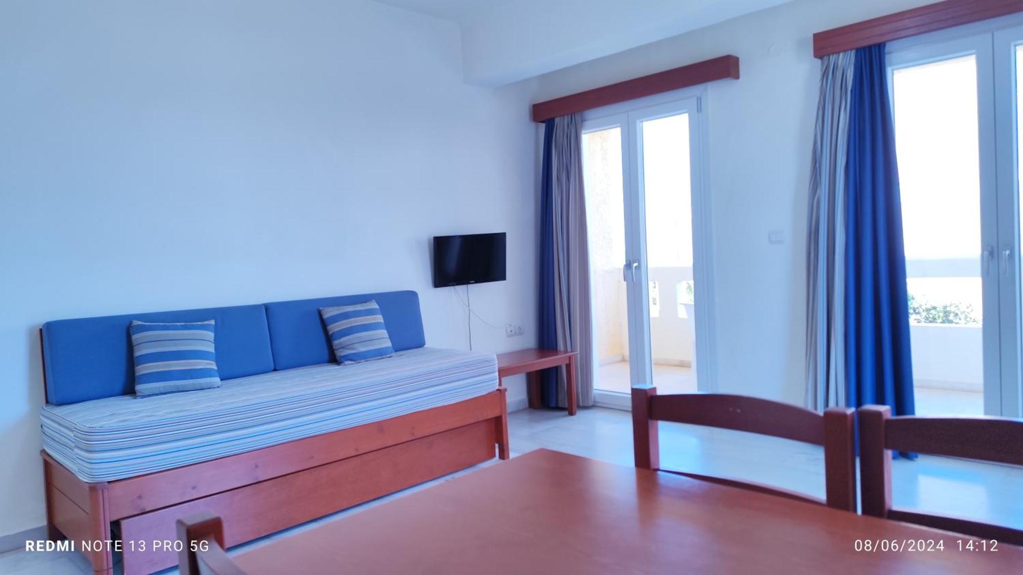 Niros Beachfront Aparthotel Kokkini Hani Room photo